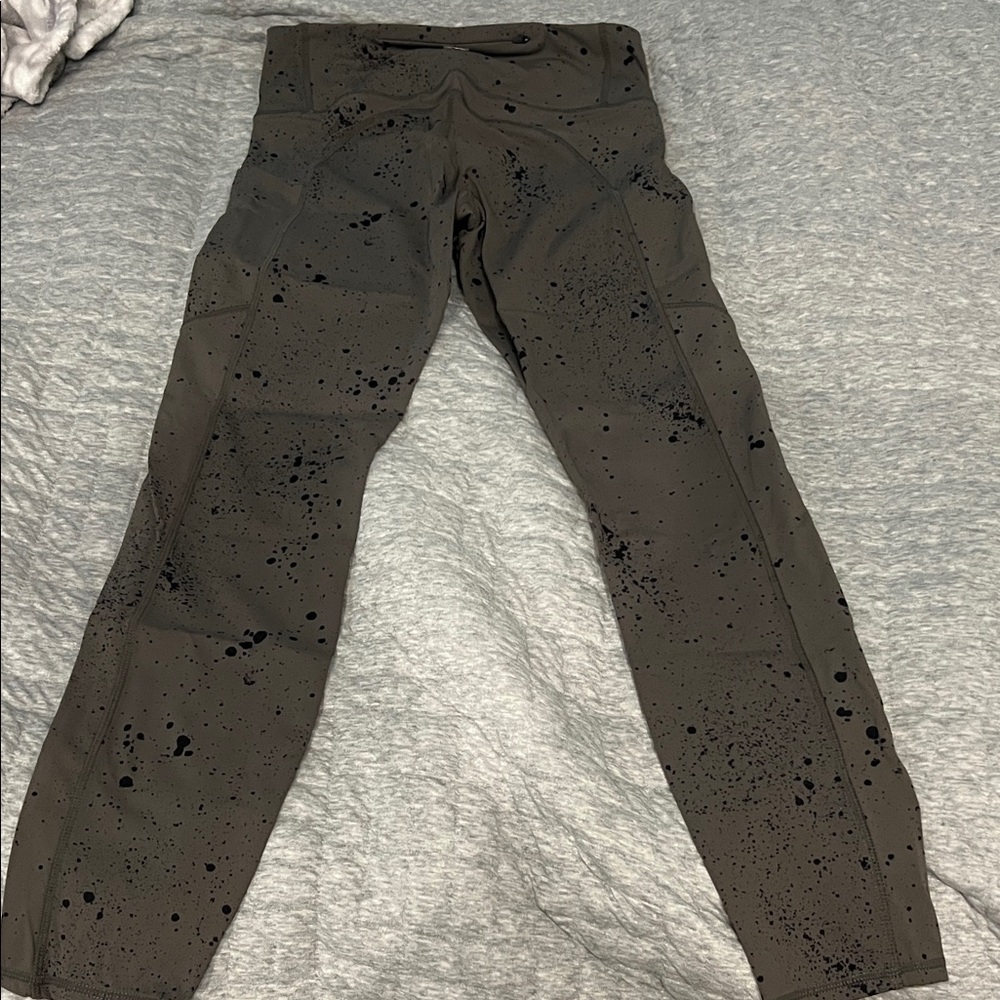 Army Green Splatter Print Leggings Vuori